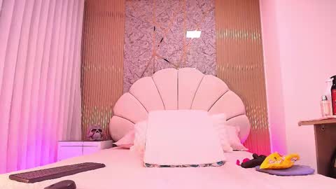 Snapshot of a_aisha chatting on 31, 10, 2025 Aisha online show from 31, 10, 2025