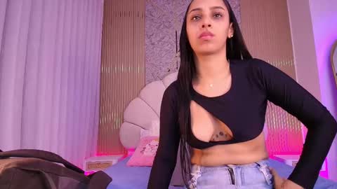 Snapshot of a_aisha chatting on 15, 11, 2025 Aisha online show from 15, 11, 2025