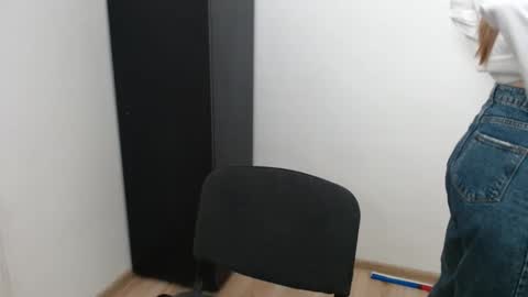 Snapshot of a_ariella_ chatting on 22, 9, 2025 a_ariella_ online show from 22, 9, 2025