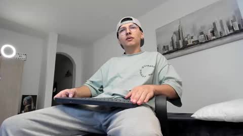 alejo online show from 10, 3, 2025