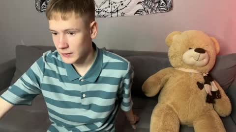 Kris Michael online show from 6, 4, 2026