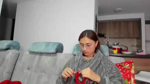 A Sexy Couple online show from 6, 12, 2024