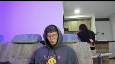 A Sexy Couple online show from 6, 2, 2025