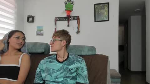 A Sexy Couple online show from 19, 9, 2025