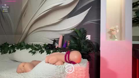 Snapshot of aaalenska chatting on 22, 2, 2026 call me a Goddess online show from 22, 2, 2026