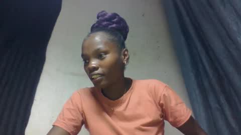 Snapshot of aadienne chatting on 10, 5, 2026 aadienne online show from 10, 5, 2026