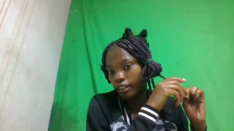 Snapshot of aadienne chatting on 12, 5, 2026 aadienne online show from 12, 5, 2026