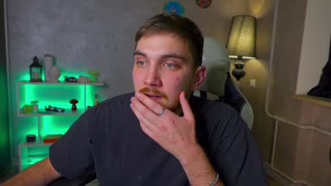 Alex online show from 11, 1, 2025