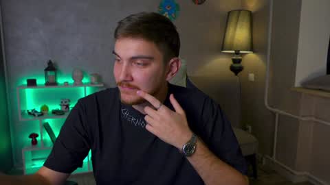 Alex online show from 8, 2, 2025