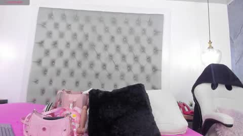  Aaliyah  online show from 29, 9, 2025