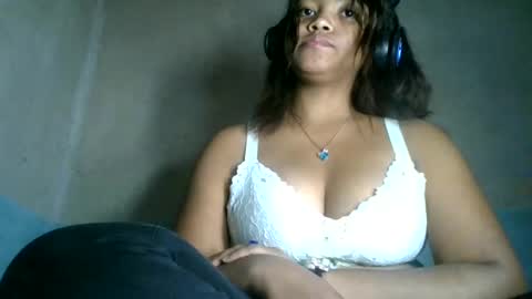 Snapshot of aariciah chatting on 19, 6, 2026 aariciah online show from 19, 6, 2026
