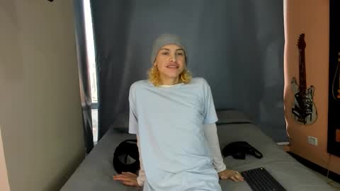 Aaron fordd online show from 21, 11, 2025