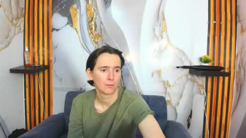 Aaron online show from 30, 11, 2025