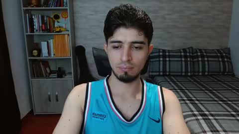 Snapshot of aaron_paul_ chatting on 20, 10, 2025 Aaron online show from 20, 10, 2025