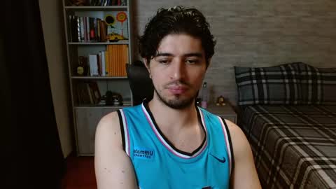 Aaron online show from 24, 4, 2026