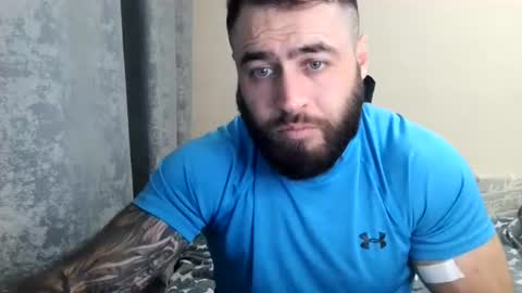 Snapshot of aaron_royal chatting on 13, 6, 2026 Davin tayl online show from 13, 6, 2026