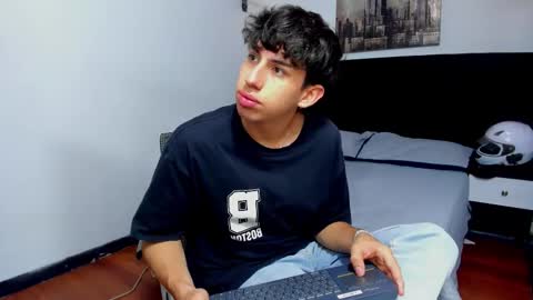 Aron online show from 13, 9, 2025