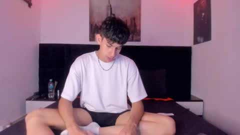 Aron online show from 27, 11, 2025