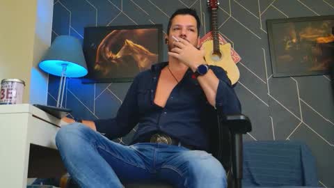 Aaron online show from 22, 9, 2025