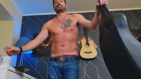 Aaron online show from 1, 10, 2025