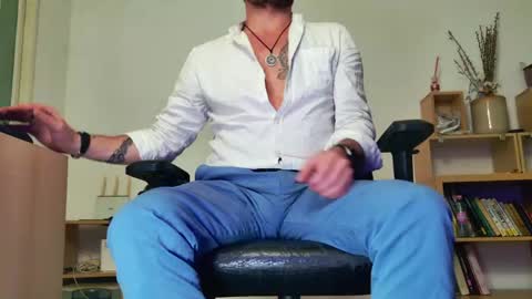 Aaron online show from 29, 4, 2026