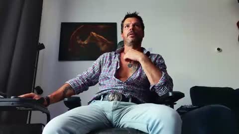 Aaron online show from 17, 7, 2026