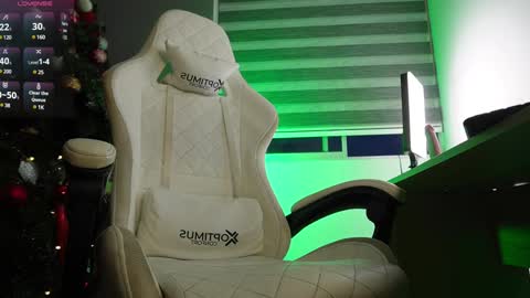 AARON  online show from 28, 12, 2024