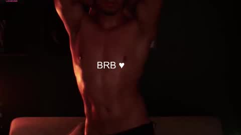 Snapshot of aaronfox_ chatting on 21, 12, 2025 AARON online show from 21, 12, 2025