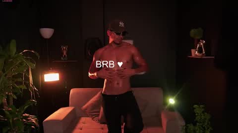 Snapshot of aaronfox_ chatting on 11, 1, 2026 AARON online show from 11, 1, 2026