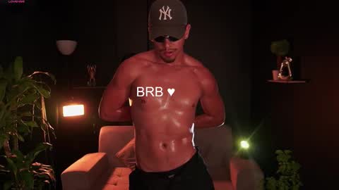 Snapshot of aaronfox_ chatting on 14, 1, 2026 AARON online show from 14, 1, 2026