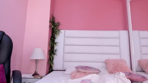 abbey_walker online show from 14, 2, 2025