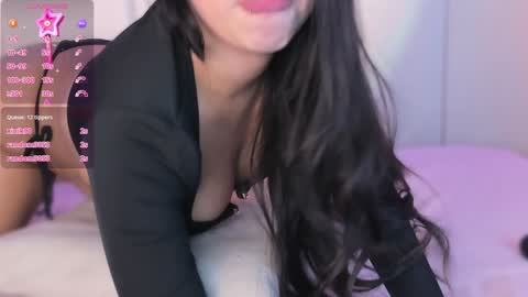Snapshot of abbie_foxxx chatting on 7, 12, 2024 abbie online show from 7, 12, 2024