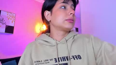 Snapshot of abbie_kinky chatting on 15, 9, 2025 abbie_kinky online show from 15, 9, 2025