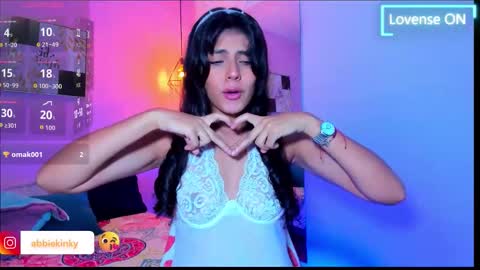 Snapshot of abbie_kinky chatting on 11, 10, 2025 abbie_kinky online show from 11, 10, 2025