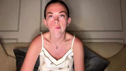 Abbie xo online show from 13, 1, 2026