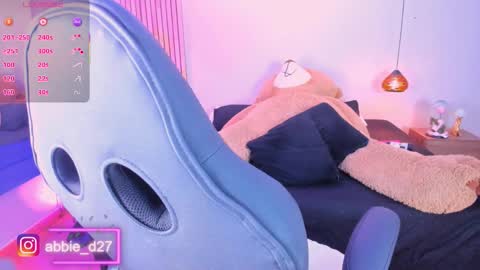 Snapshot of abbieedmond chatting on 30, 10, 2025 Abbie Edmond online show from 30, 10, 2025