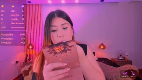 Snapshot of abbieedmond chatting on 2, 12, 2025 Abbie Edmond online show from 2, 12, 2025