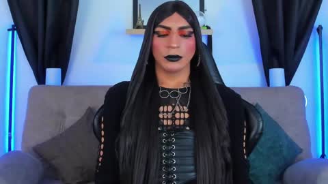 Abbigail Fuster  online show from 12, 5, 2026
