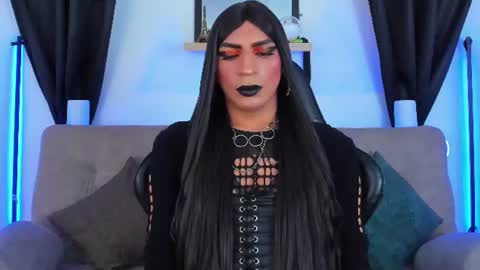 Abbigail Fuster  online show from 27, 6, 2026