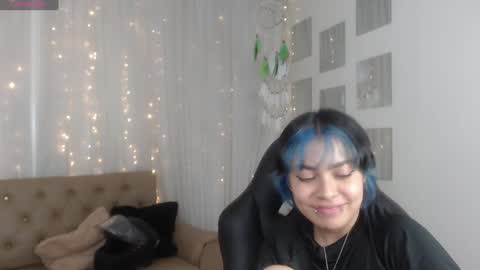 Snapshot of abbiross chatting on 5, 12, 2024 Abbi online show from 5, 12, 2024