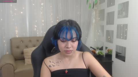 Snapshot of abbiross chatting on 7, 12, 2024 Abbi online show from 7, 12, 2024