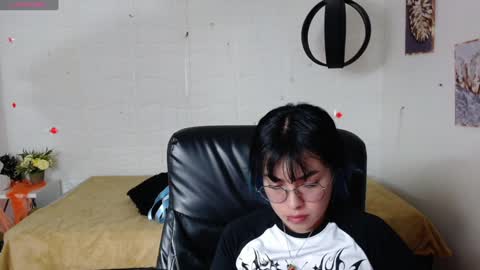 Snapshot of abbiross chatting on 19, 12, 2024 Abbi online show from 19, 12, 2024