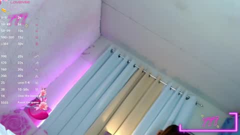 abby_luxpinay online show from 11, 4, 2026