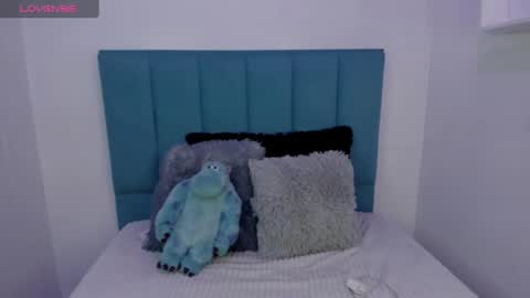 Snapshot of abby_piink chatting on 22, 11, 2025 ABBY online show from 22, 11, 2025