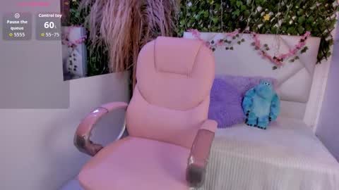 Snapshot of abby_piink chatting on 26, 11, 2025 ABBY online show from 26, 11, 2025