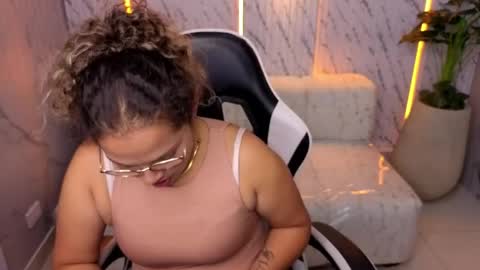 abby_russo_tx online show from 6, 5, 2026