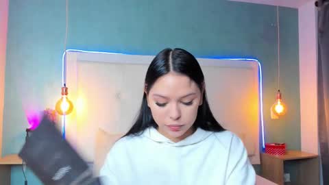 Abby Dixon  online show from 6, 3, 2026