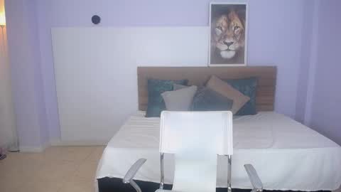 Snapshot of abbyevans__ chatting on 8, 3, 2025 Abby online show from 8, 3, 2025