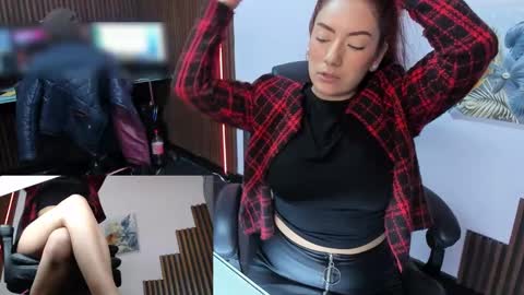 Abby Stones online show from 1, 3, 2025