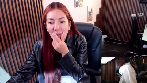 Abby Stones online show from 17, 9, 2025